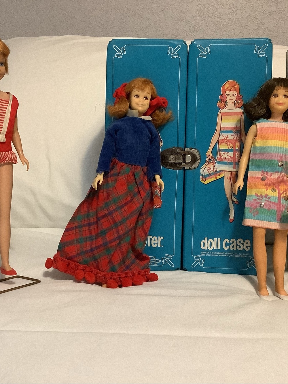 Vintage skipper and scooter dolls plus case and clothing 1960s
